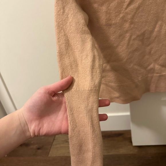 Wilfred - Rebecca Turtleneck - Medium - Picture 4 of 4